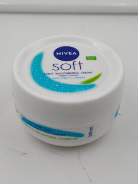 NIVEA Soft Light Moisturizer, 300 ml | Instant Hydration with Vitamin E & Jojoba Oil | Non-Greasy Cream for Face, Body and Hands | For Smooth, Healthy Skin