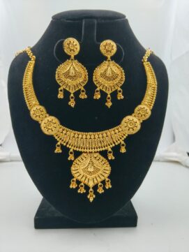 Vintage Gold-Plated Medallion Necklace and Ornate Shield-Drop Earring Set