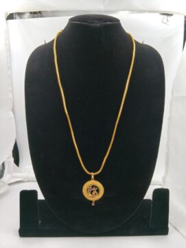 Gold-Plated Peacock Motif Circular Pendant Chain Necklace
