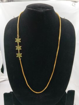 Gold-Plated Side Green Stone Floral Motif Chain Necklace