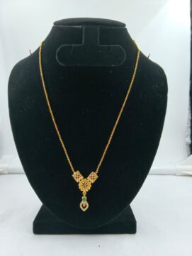 THA Floral Pendant Chain 18