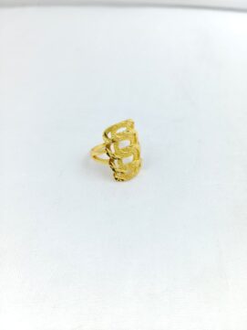 CNA RING19 B15 Gold-Tone Broad Curb Chain Textured Statement Ring