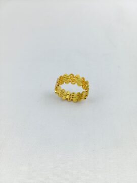 CNA RING11 B15 Gold-Tone Floral Jali Pattern Band Ring