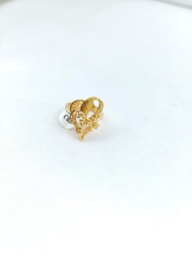 CNA RING 02 Gold-Tone Filigree Heart Floral Ring
