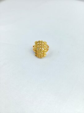 CNA RING 03 Gold-Tone Leaf Motif Cutwork Ring