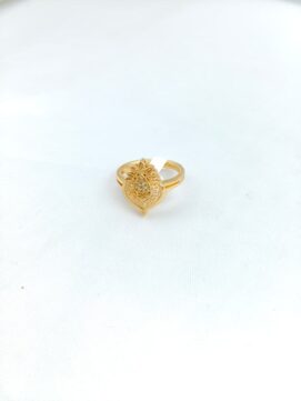CNA RING 02 Gold-Tone Heart Filigree Stone Ring
