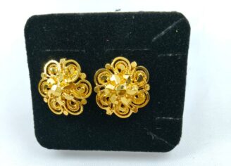 THA STUD 90 Gold-Tone Filigree Flower Stud Earrings