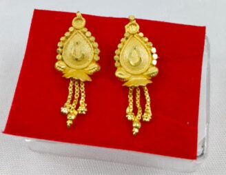 R ER 55 Gold-Tone Temple Tilak Chain Tassel Drop Earrings