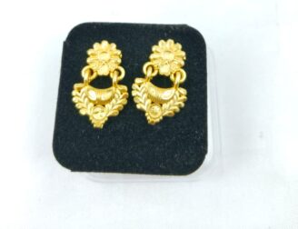 R ER 33 Gold-Tone Floral Leaf Chandbali Drop Earrings