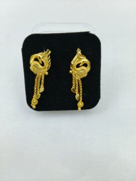 R ER 53 Gold-Tone Peacock Box Chain Tassel Drop Earrings
