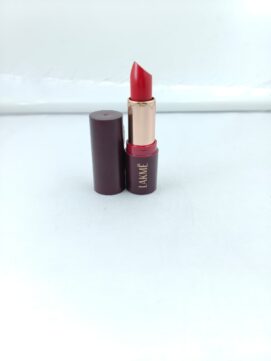Lakme Classic Creme Lipstick - Power Red