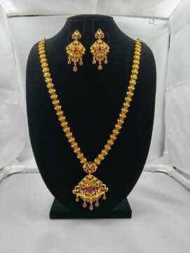 R HARAM3200N - Antique Gold Tone Ruby Stone Temple Haram Set with Earrings