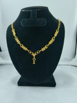 R NECKLACE 500N - Gold Tone Heart Link Chain Necklace with AD Stone Heart Pendant